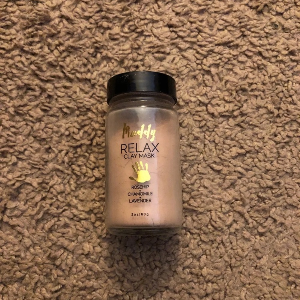 Muddy clay mask